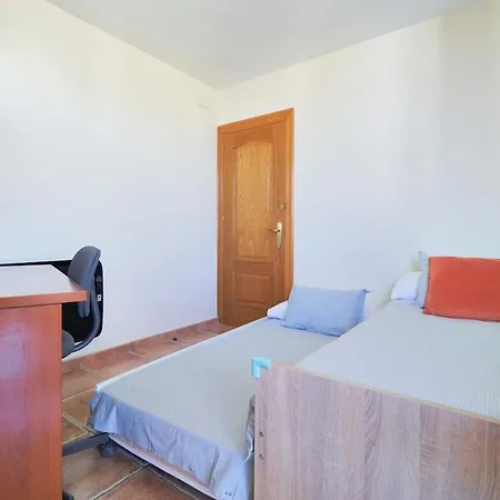 Ocean Views & Remote Work توريمولينوس