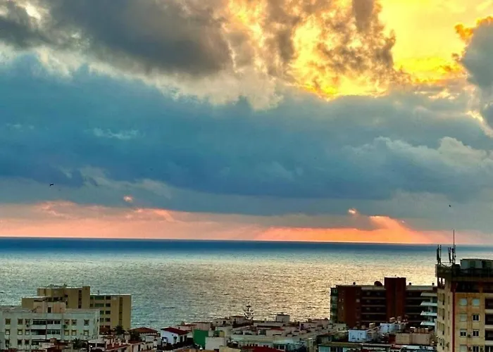 Apartment Ocean Views & Remote Work