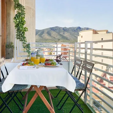 Ocean Views & Remote Work Apartment