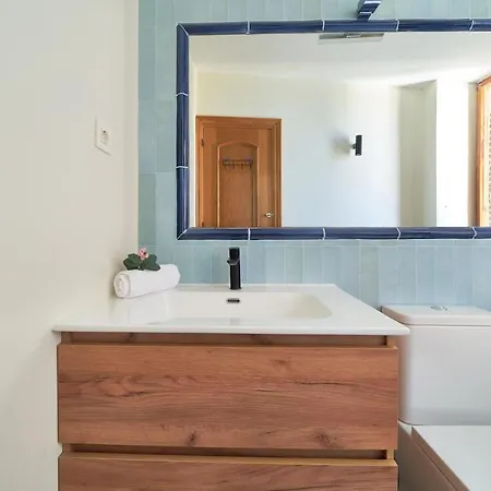 아파트 Ocean Views & Remote Work *