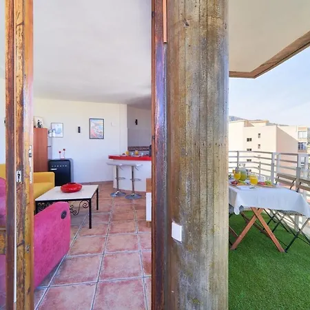 Apartmán Ocean Views & Remote Work