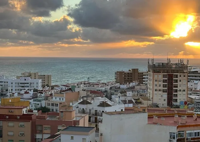 Ocean Views & Remote Work Apartament *